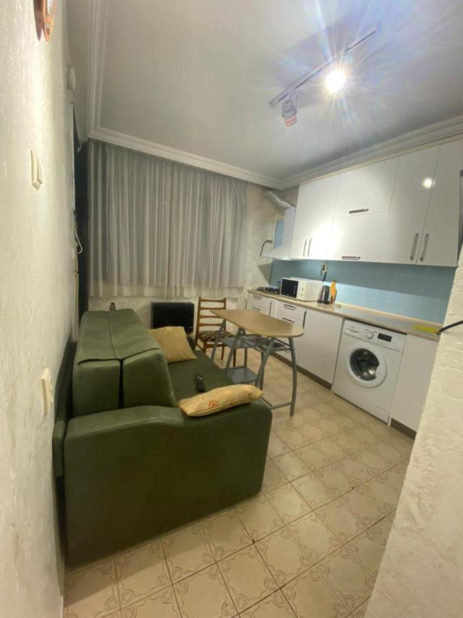 Apartment Ge Zvezda Μπατούμι Εξωτερικό φωτογραφία