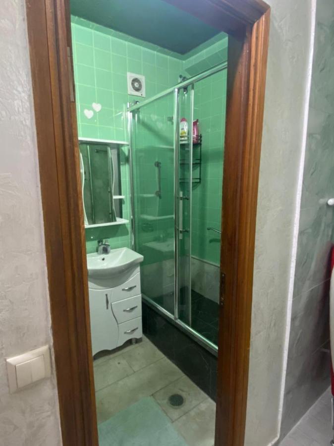 Apartment Ge Zvezda Μπατούμι Εξωτερικό φωτογραφία