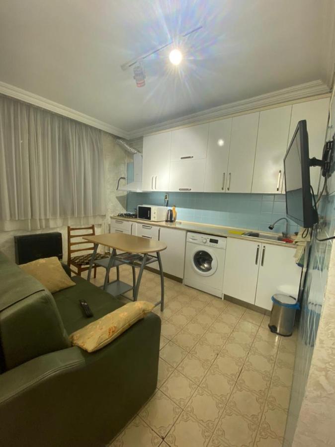 Apartment Ge Zvezda Μπατούμι Εξωτερικό φωτογραφία