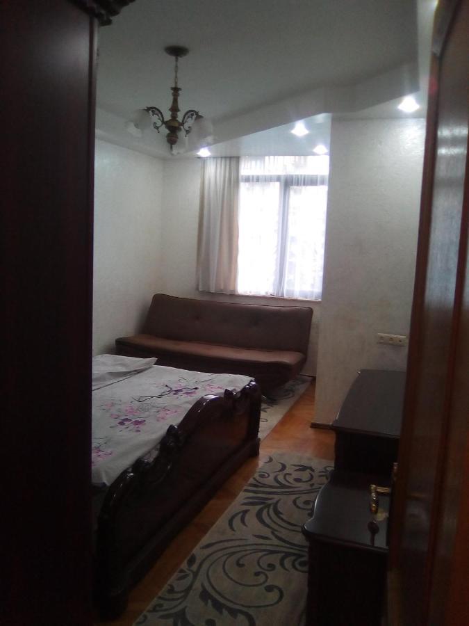 Apartment Ge Zvezda Μπατούμι Εξωτερικό φωτογραφία