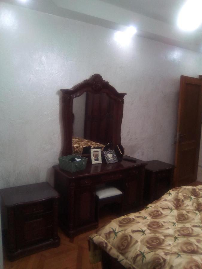 Apartment Ge Zvezda Μπατούμι Εξωτερικό φωτογραφία